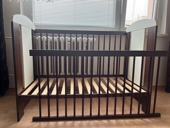 Dětská postýlka 120x60 + matrace a komoda