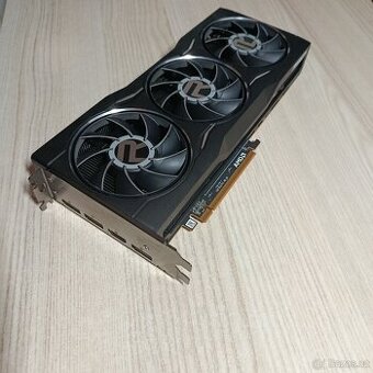 grafická karta AMD Radeon RX 6750 XT Core