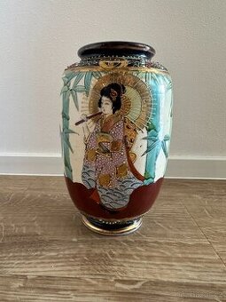 Japonská dekorativní váza ve stylu Satsuma