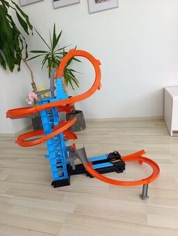 Autodráha Hot Wheels