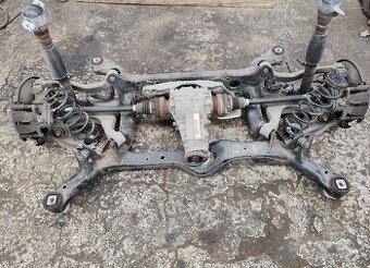 Audi Q5 8R zadna náprava KOMPLETNA