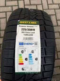 Zimní pneumatiky Westlake Zuper Snow Z-507 – 225/35 R19 88V