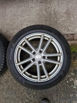 Zimní pneu 215/55 R17 na alu 5x112
