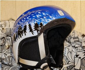 Dětská lyžařská helma, ploutve, permice akvapark a obuv