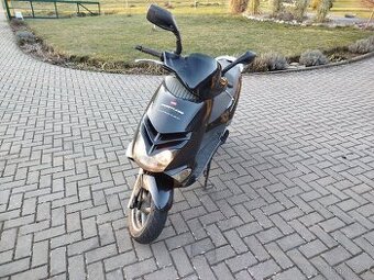 Aprilia Leonardo 150