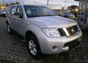 Nissan Pathfinder 2.5DCi 140kw,4x4,serviska nafta manuál