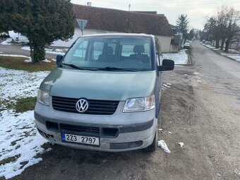 Volkswagen Transporter T5 - 1