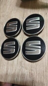 Krytka středu kola se znakem Seat