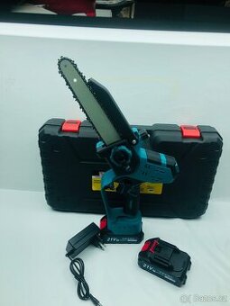 Aku pila 8” s aut. mazáním + 2xbaterie