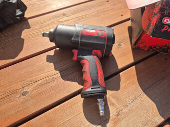 Výkonný pneumatický nárazový utahovák 1/2" (Zánovní)