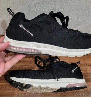 Krásné nové tenisky Alpine pro vel.36