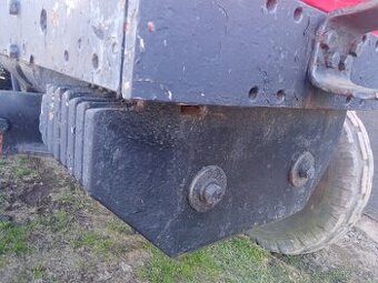 Předni zavaži Zetor crystal