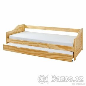 Dvě postele + rošty a matrace + komoda