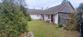 Prodej samostatně stojícího RD,chalupy Holštejn, zahrada
