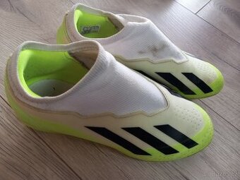 Détské kopačky Adidas 33