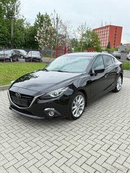 Mazda 3 sedan 2.2 skyactiv-D 110kw—2015–MANUÁL—KŮŽE—BOSE—