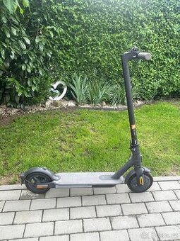 Elektrokoloběžka Xiaomi MI Scooter 1S