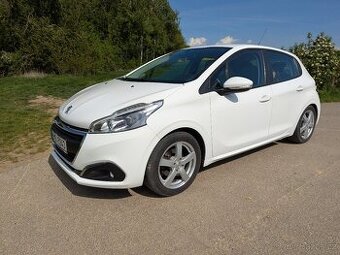 Peugeot 208, 1. Majitel v ČR. Pure Tech 1,2, 31000 Km