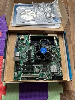 Intel S1200BTS + Xeon e3 1220v2 + 8GB RAM - 1