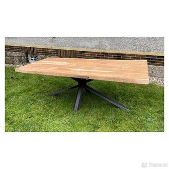 Masivní jídelní stůl - Living 210 cm