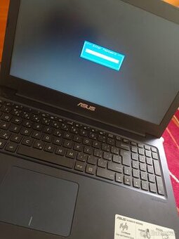 Asus 4gb/750gb NA OPRAVU