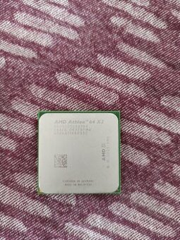 Procesor AMD - 1