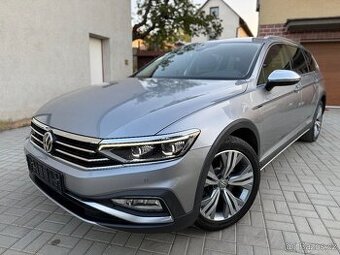 VW Passat Alltrack 4Motion 2.0TDi/DSG/FulledIQ/Virtual/Tažný