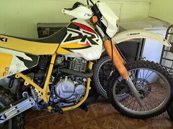 Suzuki dr 350