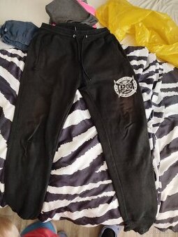 Tepláky Tapout velikost S