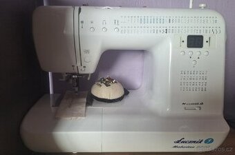 Šicí stroj Lucznik Malvina 2700