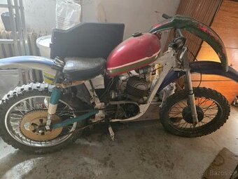 Cz 125