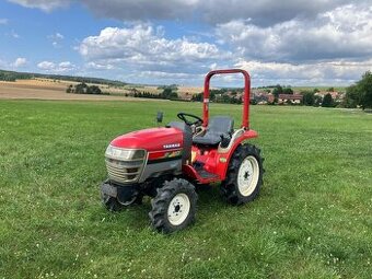 JAPONSKÝ MALOTRAKTOR YANMAR AF118D 4X4