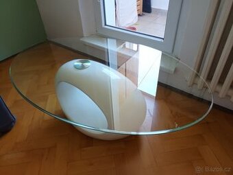 Konferenční stolek