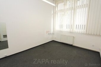 Kancelář 14m2 po rekonstrukci ulice Národní Praha 1 nezaří - 1