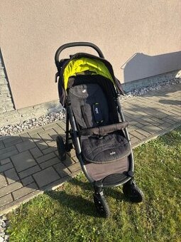 Kočárek Joie (sporťák)