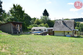 Prodej stavebního pozemku 1028m² v obci Dolní Lhota - 1