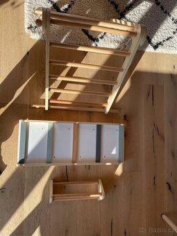 Dětská dřevěná prolejzačka