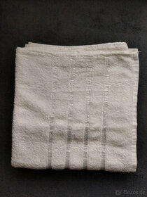 Osuška bílá, 140 x 70 cm