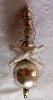 Vánoční ozdoba Tanečnice v bílé barvě