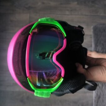 Lyžařská helma dívčí s brylemi