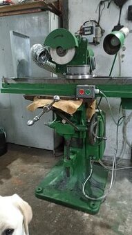 Univerzální nástrojová bruska