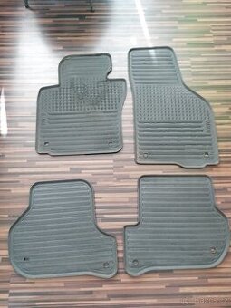 Škoda Octavia II-koberečky