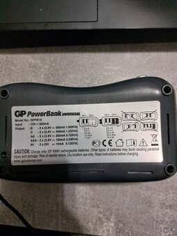 GP PowerBank univerzální nabíječka NiMH + 9V