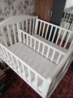 kolebka pro dvojcata