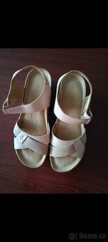 Sandálky Lasocki