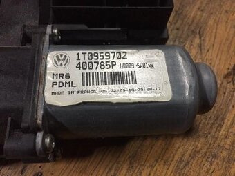 VW JETTA 3 Golf 5- STAHOVANI OKNA