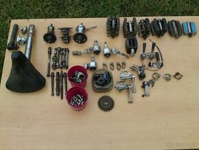 Díly na kolo Favorit