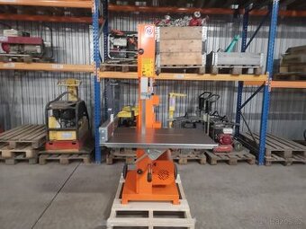 Pasova pila Ytong, keramika Porotherm