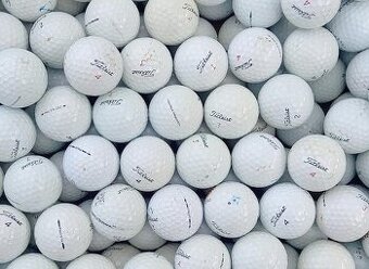 Golfové míčky Titleist PRO V1