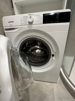Pračka Gorenje 7 kg + koupelnová skříňka zdarma – 3 000 Kč